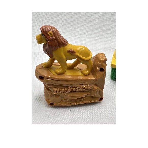 Disneyland 40th Anniversary Collectible Figurines Set Of 4 Featuring Dumbo Peter - Picture 16 of 16